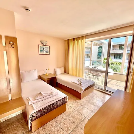 Ξενοδοχείο Family Morska Zvezda 2*